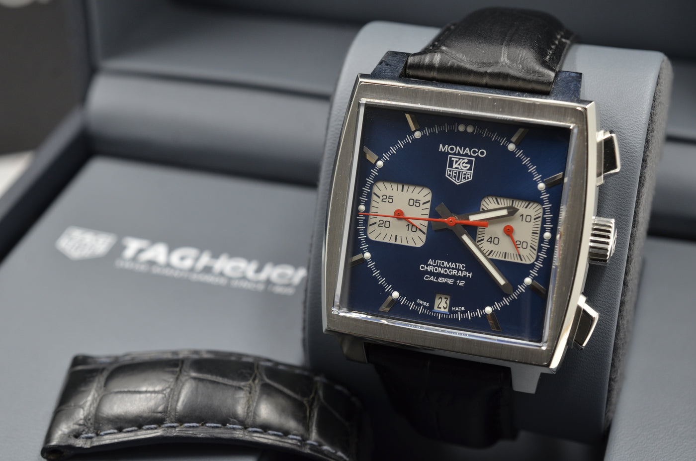 TAG Heuer Monaco Calibre 12 - REF: caw211