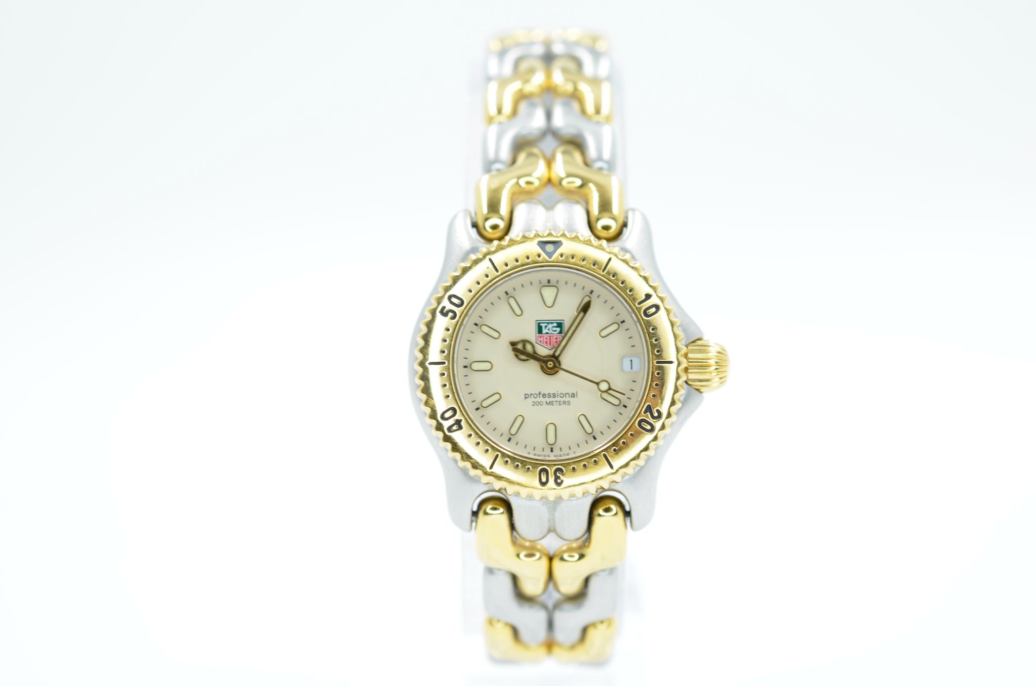 WhatsApp Image 2026-04-24 at 12.40.38 PMpp TAG Heuer Lady (1990) - REF: WG1421-0 - Image 1